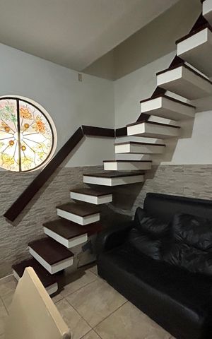 Casa de condomínio à venda com 186m², 4 quartos e sem vagaSala 1
