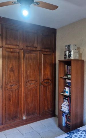 Casa de condomínio à venda com 186m², 4 quartos e sem vaga Casa de condomínio à venda com 186m², 4 quartos e sem vagaQuarto