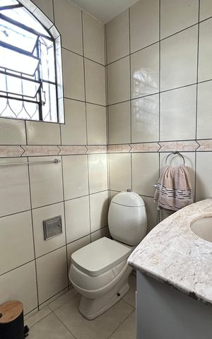Casa de condomínio à venda com 186m², 4 quartos e sem vagaBanheiro 2