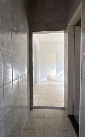 Casa para alugar com 161m², 2 quartos e 1 vaga Casa para alugar com 161m², 2 quartos e 1 vagaCorredor