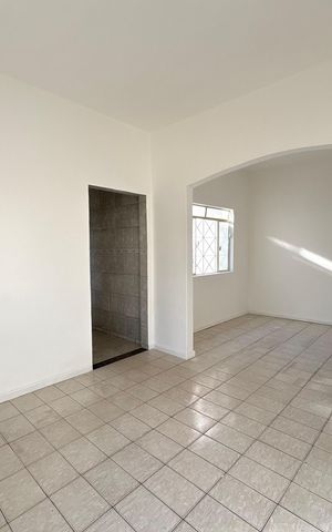 Casa para alugar com 161m², 2 quartos e 1 vaga Casa para alugar com 161m², 2 quartos e 1 vagaSala