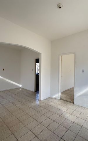 Casa para alugar com 161m², 2 quartos e 1 vaga Casa para alugar com 161m², 2 quartos e 1 vagaSala