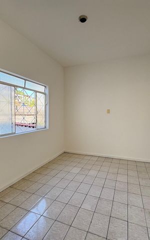 Casa para alugar com 161m², 2 quartos e 1 vaga Casa para alugar com 161m², 2 quartos e 1 vagaSala