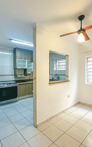Casa à venda com 180m², 3 quartos e 2 vagas Casa à venda com 180m², 3 quartos e 2 vagasSala de Jantar
