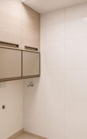 Apartamento à venda com 96m², 3 quartos e 2 vagas Apartamento à venda com 96m², 3 quartos e 2 vagasArea de serviço