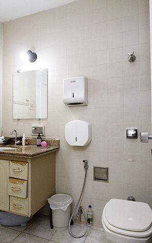 Casa à venda com 360m², 4 quartos e 4 vagasBanheiro da Suíte