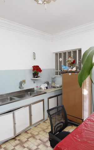 Casa à venda com 360m², 4 quartos e 4 vagasCozinha