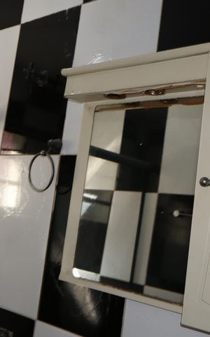 Casa à venda com 196m², 4 quartos e 3 vagasBanheiro da edícula