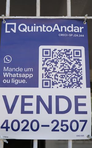 Casa à venda com 196m², 4 quartos e 3 vagasPlaca