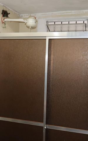 Casa à venda com 196m², 4 quartos e 3 vagasBanheiro social