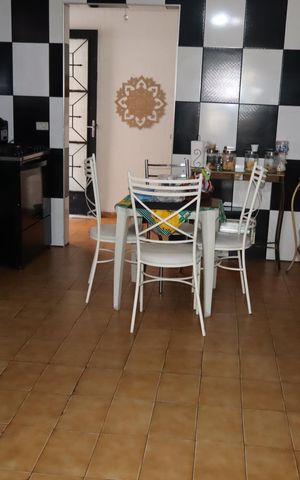 Casa à venda com 196m², 4 quartos e 3 vagasCozinha