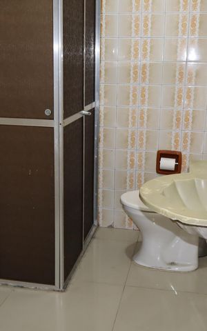 Casa à venda com 196m², 4 quartos e 3 vagasBanheiro da suíte