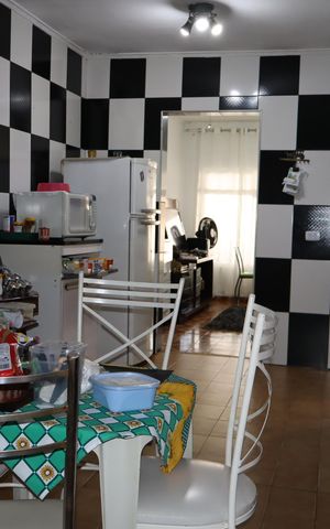 Casa à venda com 196m², 4 quartos e 3 vagasCozinha
