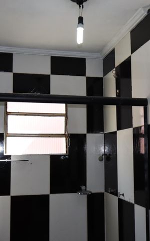 Casa à venda com 196m², 4 quartos e 3 vagasBanheiro da edícula