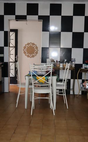 Casa à venda com 196m², 4 quartos e 3 vagasCozinha