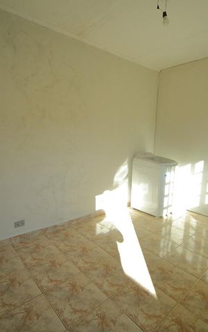 Casa à venda com 157m², 2 quartos e 2 vagasSala da Edícula 