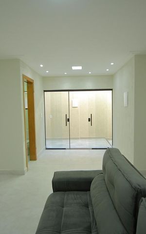 Casa à venda com 157m², 2 quartos e 2 vagasSala