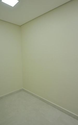Casa à venda com 157m², 2 quartos e 2 vagasCloset da Suíte 1 