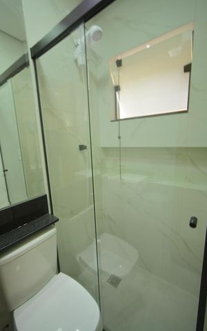 Casa à venda com 157m², 2 quartos e 2 vagasBanheiro da Suíte 2 