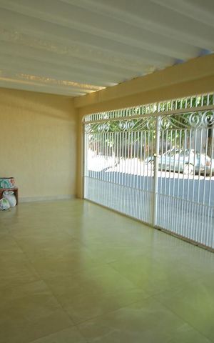 Casa à venda com 157m², 2 quartos e 2 vagasGaragem 