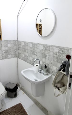 Apartamento à venda com 124m², 3 quartos e 2 vagas Apartamento à venda com 124m², 3 quartos e 2 vagasLavabo