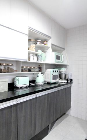 Apartamento à venda com 124m², 3 quartos e 2 vagas Apartamento à venda com 124m², 3 quartos e 2 vagasCozinha