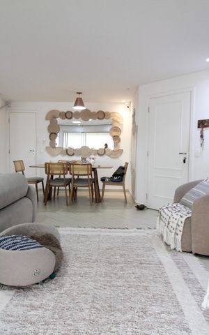 Apartamento à venda com 124m², 3 quartos e 2 vagas Apartamento à venda com 124m², 3 quartos e 2 vagasSala