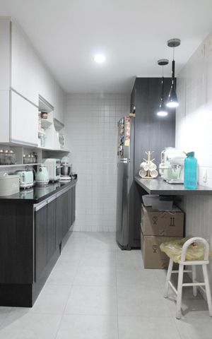 Apartamento à venda com 124m², 3 quartos e 2 vagas Apartamento à venda com 124m², 3 quartos e 2 vagasCozinha