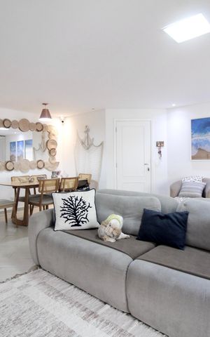 Apartamento à venda com 124m², 3 quartos e 2 vagas Apartamento à venda com 124m², 3 quartos e 2 vagasSala