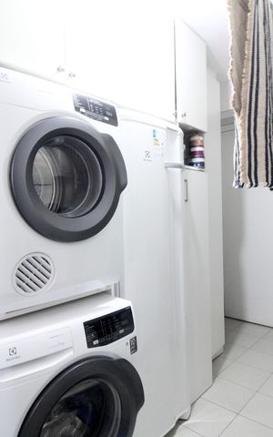 Apartamento à venda com 124m², 3 quartos e 2 vagas Apartamento à venda com 124m², 3 quartos e 2 vagasLavanderia