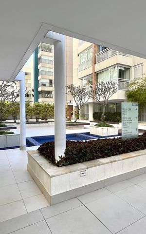 Apartamento à venda com 116m², 2 quartos e 2 vagas Apartamento à venda com 116m², 2 quartos e 2 vagasHall de entrada