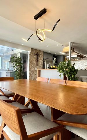 Apartamento à venda com 116m², 2 quartos e 2 vagas Apartamento à venda com 116m², 2 quartos e 2 vagasSala