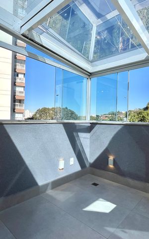 Apartamento à venda com 116m², 2 quartos e 2 vagas Apartamento à venda com 116m², 2 quartos e 2 vagasVaranda