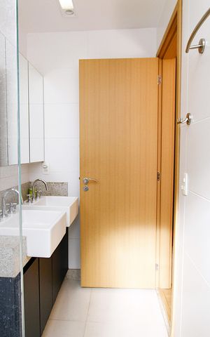 Apartamento à venda com 243m², 4 quartos e 3 vagasBanheiro da Suíte