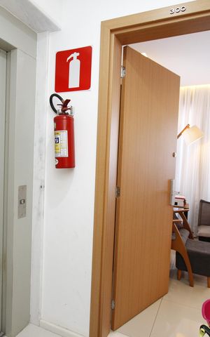 Apartamento à venda com 243m², 4 quartos e 3 vagasEntrada