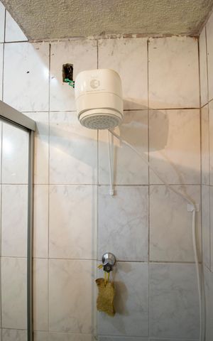 Casa de condomínio à venda com 312m², 4 quartos e 4 vagasBanheiro