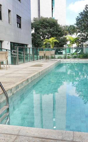 Apartamento para alugar com 141m², 2 quartos e 4 vagas Apartamento para alugar com 141m², 2 quartos e 4 vagasÁrea comum - Piscina