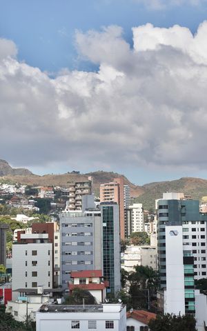 Apartamento para alugar com 141m², 2 quartos e 4 vagas Apartamento para alugar com 141m², 2 quartos e 4 vagasSala -Vista