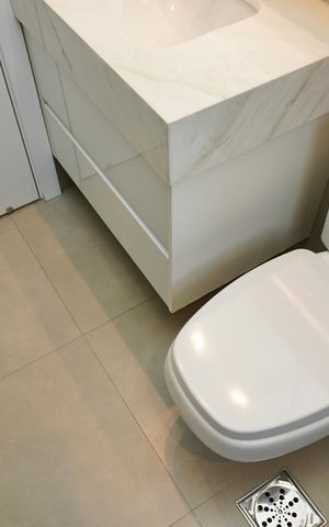 Apartamento para alugar com 141m², 2 quartos e 4 vagas Apartamento para alugar com 141m², 2 quartos e 4 vagasSuíte 1 - Banheiro