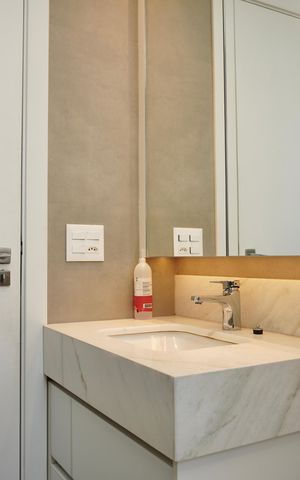 Apartamento para alugar com 141m², 2 quartos e 4 vagas Apartamento para alugar com 141m², 2 quartos e 4 vagasSuíte 1 - Banheiro