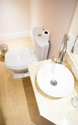 Apartamento à venda com 124m², 3 quartos e sem vaga Apartamento à venda com 124m², 3 quartos e sem vagaLavabo