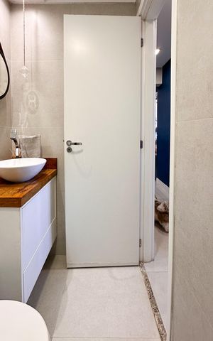 Apartamento à venda com 60m², 2 quartos e 1 vaga Apartamento à venda com 60m², 2 quartos e 1 vagaBanheiro Social