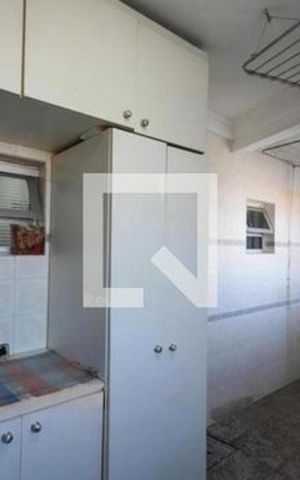 Apartamento à venda com 340m², 4 quartos e 4 vagas Apartamento à venda com 340m², 4 quartos e 4 vagasCozinha