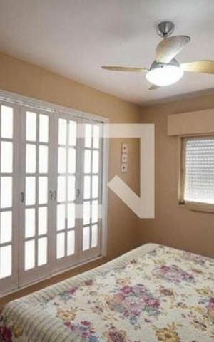 Apartamento à venda com 340m², 4 quartos e 4 vagas Apartamento à venda com 340m², 4 quartos e 4 vagasQuarto