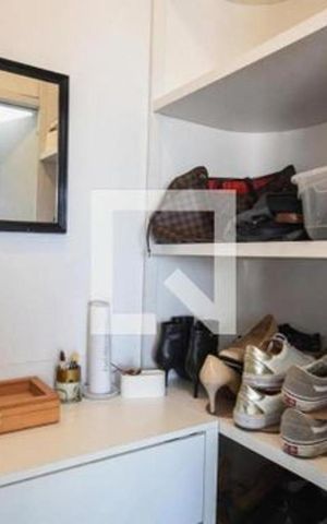Apartamento à venda com 340m², 4 quartos e 4 vagas Apartamento à venda com 340m², 4 quartos e 4 vagasQuarto
