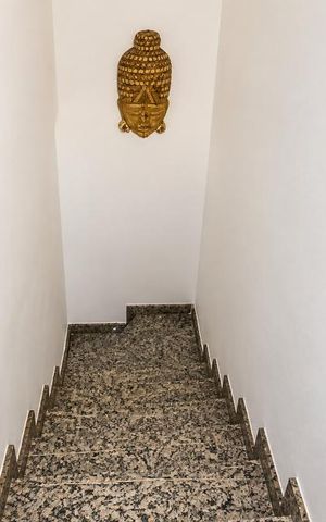 Casa para alugar com 98m², 3 quartos e 1 vaga Casa para alugar com 98m², 3 quartos e 1 vagaEscada