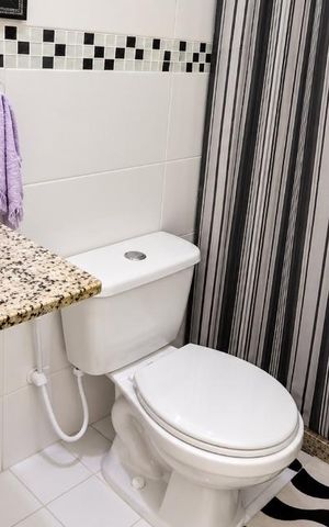 Casa para alugar com 98m², 3 quartos e 1 vaga Casa para alugar com 98m², 3 quartos e 1 vagaBanheiro