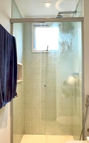 Apartamento à venda com 151m², 2 quartos e 3 vagas Apartamento à venda com 151m², 2 quartos e 3 vagasBanheiro