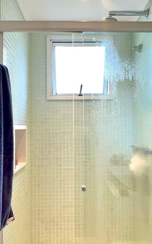 Apartamento à venda com 151m², 2 quartos e 3 vagas Apartamento à venda com 151m², 2 quartos e 3 vagasBanheiro