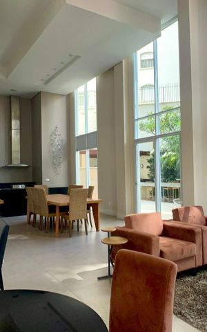 Apartamento à venda com 151m², 2 quartos e 3 vagas Apartamento à venda com 151m², 2 quartos e 3 vagasSalão de Festas